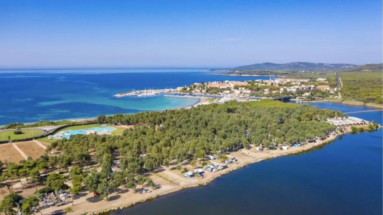 Clicksardegna Villa Lavinia Con Piscina E Accesso Alla Laguna Calich Casa Linari 0*,  İtalya