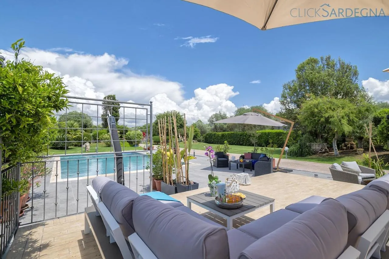 Casa Linari Clicksardegna Villa Lavinia Con Piscina E Accesso Alla Laguna Calich