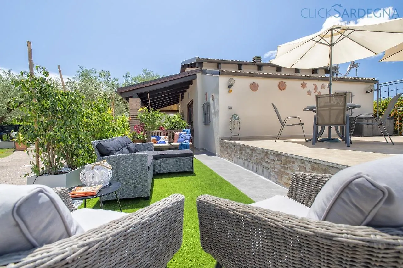 Clicksardegna Villa Lavinia Con Piscina E Accesso Alla Laguna Calich Casa Linari