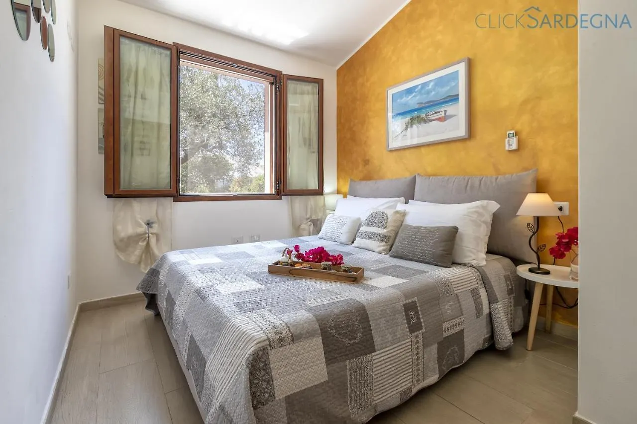 Clicksardegna Villa Lavinia Con Piscina E Accesso Alla Laguna Calich Casa Linari İtalya