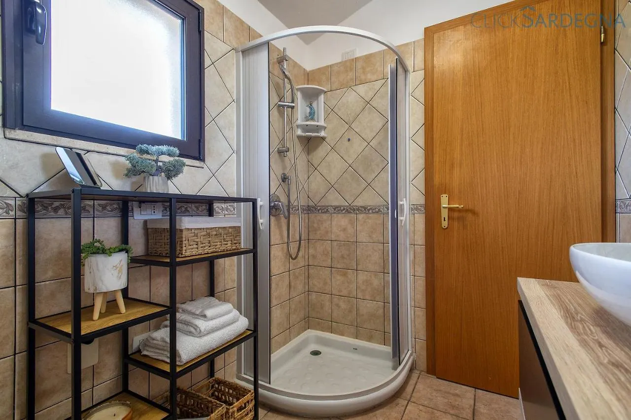 Clicksardegna Villa Lavinia Con Piscina E Accesso Alla Laguna Calich Casa Linari İtalya