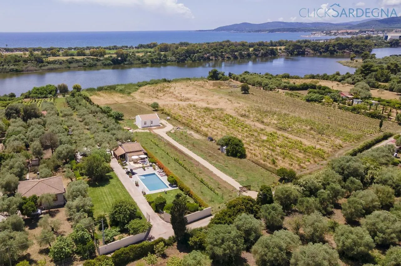 Casa Linari Clicksardegna Villa Lavinia Con Piscina E Accesso Alla Laguna Calich